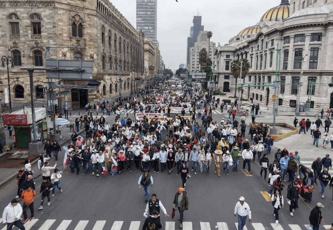 El México rural vuelve a alzar la voz: "Las tradiciones no son una moda ni un capricho, son el alma de nuestros pueblos"